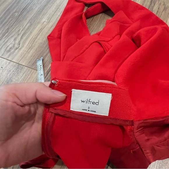 Aritzia Wilfred Ecoulement Wrap Romper - Picture 7 of 10